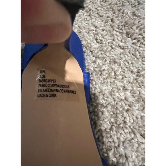 Luxe by Carmen Marc Valvo Heels - Picture 4 of 4